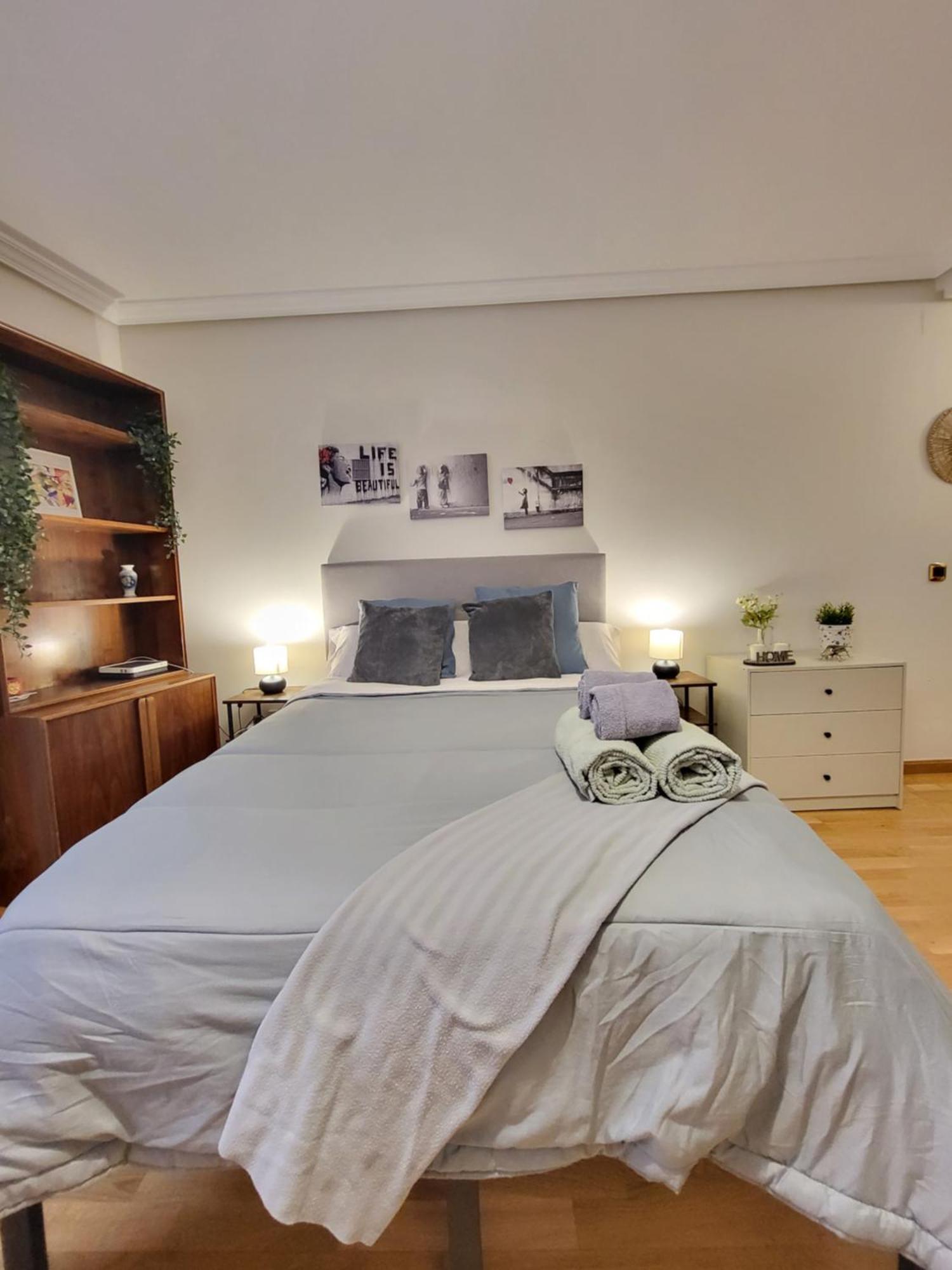 Apartamento Plaza Espana Gran Via Centro Apartment มาดริด ภายนอก รูปภาพ
