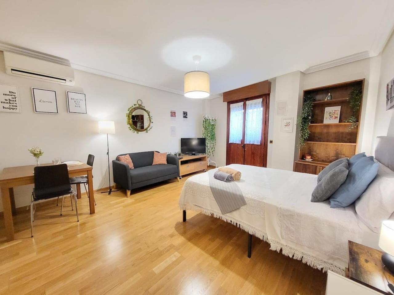 Apartamento Plaza Espana Gran Via Centro Apartment มาดริด ภายนอก รูปภาพ